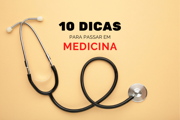 Médicos uniformizados